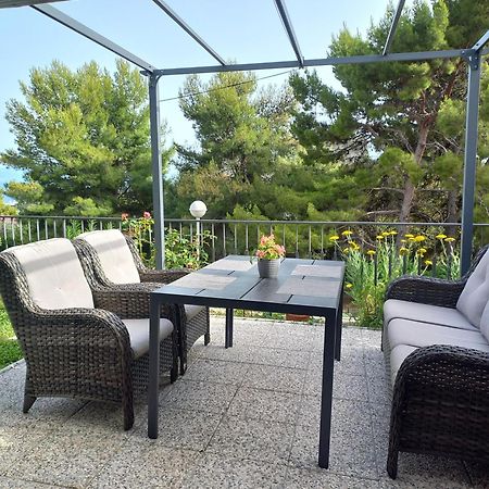Unique Residence With Garden And Sea View Σπλιτ Εξωτερικό φωτογραφία